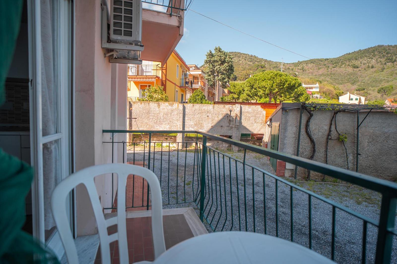 Casa Vacanze Ferrando Pietra Ligure Bagian luar foto