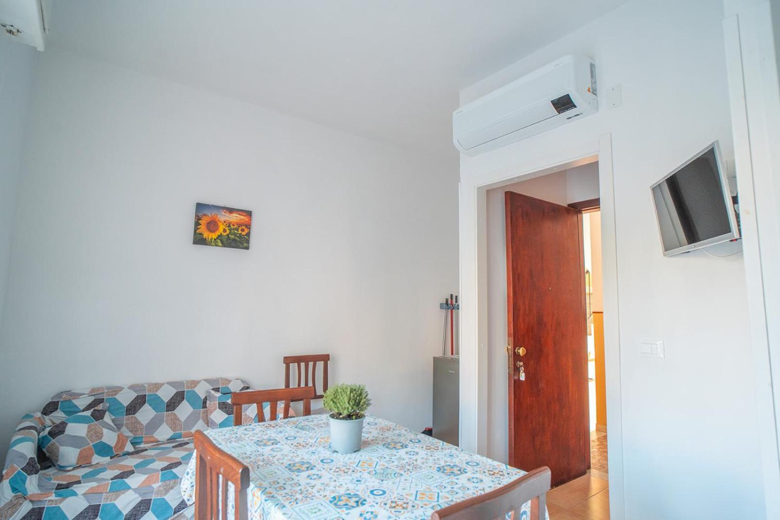 Casa Vacanze Ferrando Pietra Ligure Bagian luar foto