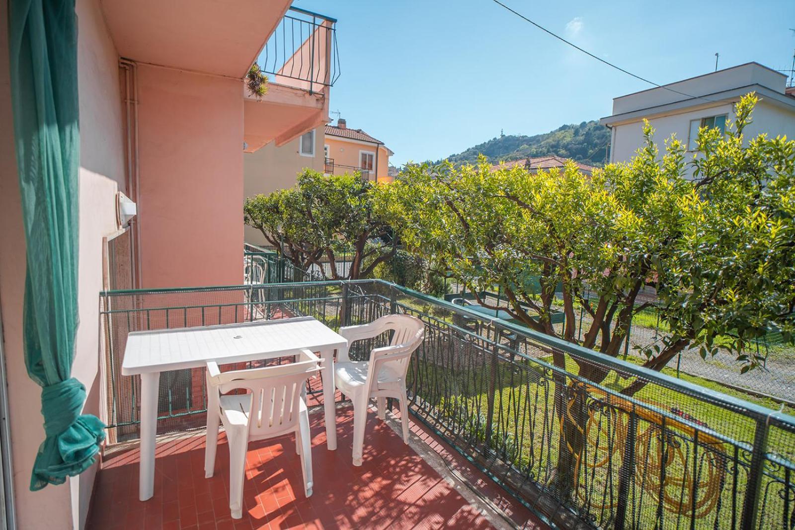 Casa Vacanze Ferrando Pietra Ligure Bagian luar foto